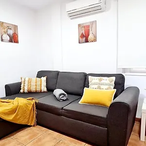 https://bonito-apartamento-con-terraza-pedregalejo-playa.1costadelsol.com